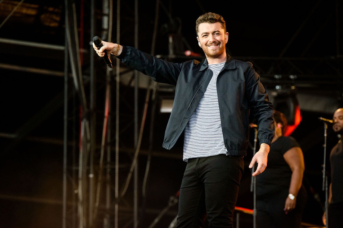 Sam Smith is Not Too Good at Goodbyes with his Fans – The HVA Hawkeye